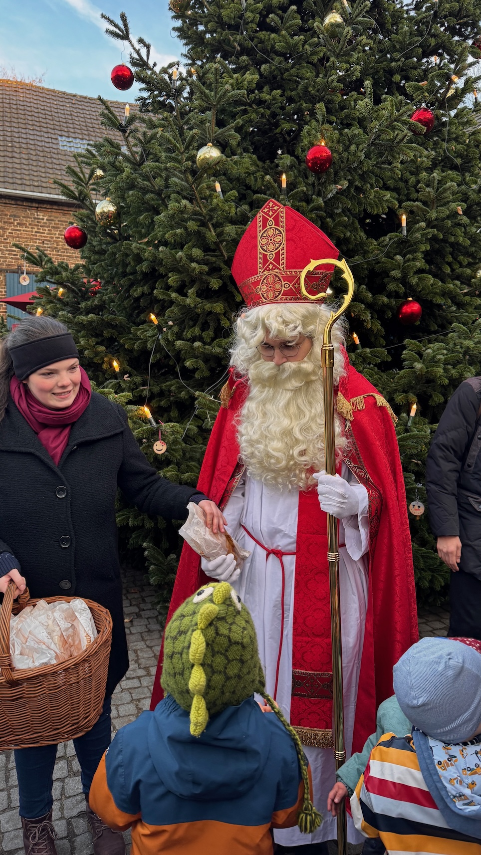 Weihnachtsbaumschmücken 2025 00044